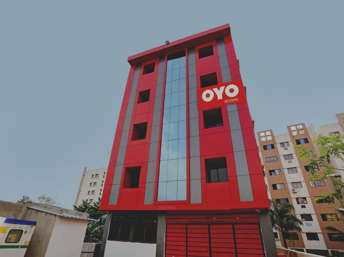 Super Collection O Aryan Hotel Khandagiri Bagian luar foto